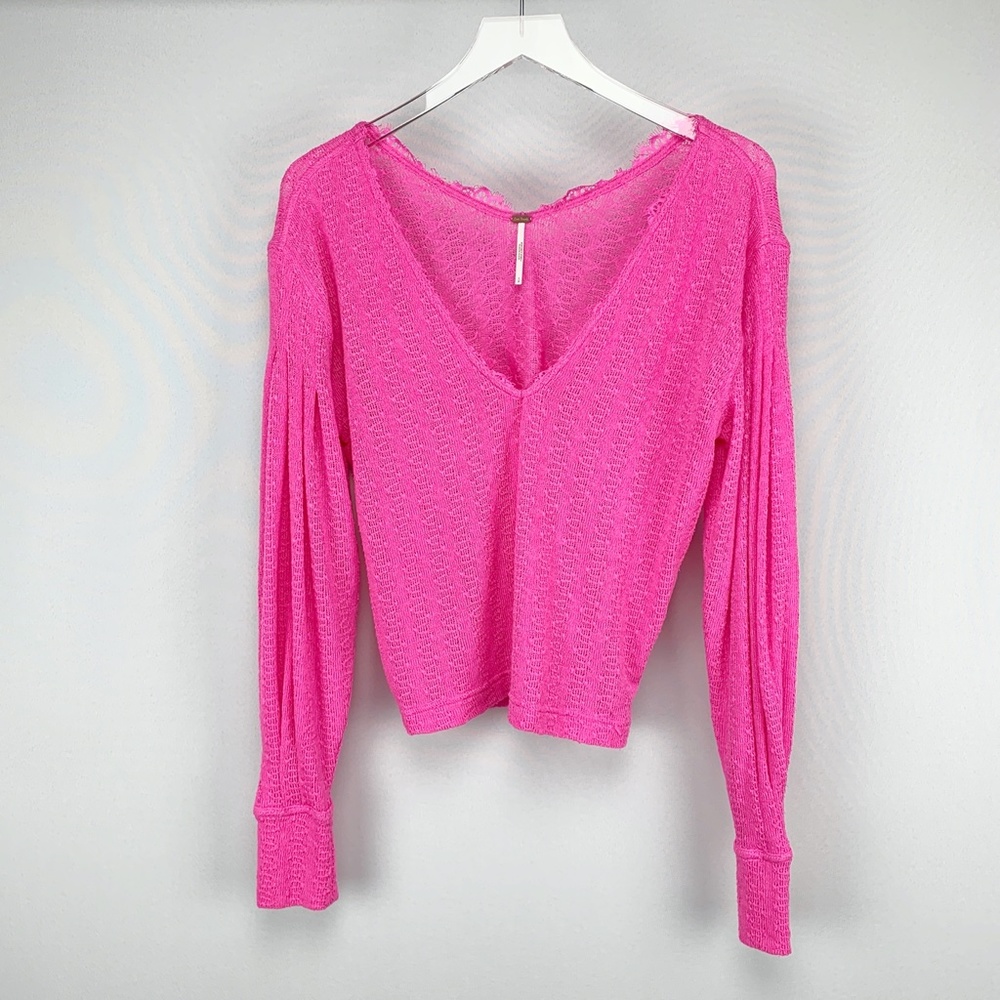 FREE PEOPLE Dream Girl V-Neck Pink Top Small - Picture 3 of 8